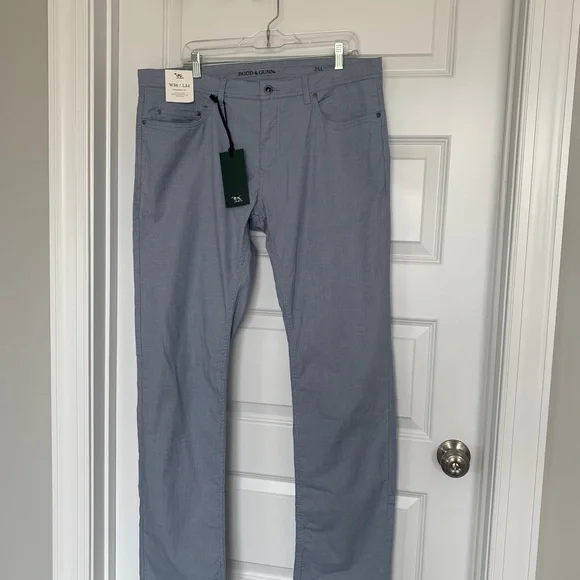NWT Rodd & Gunn Gunn Straight Fit Jean Sky Blue